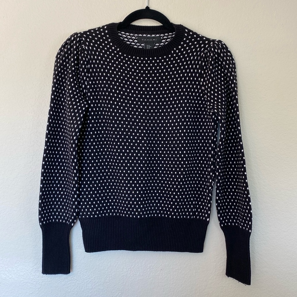 Tahari crewneck sweater women’s XS extra small black white dots VGUC